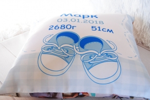 Подушка с фото и метрикой новорождённого