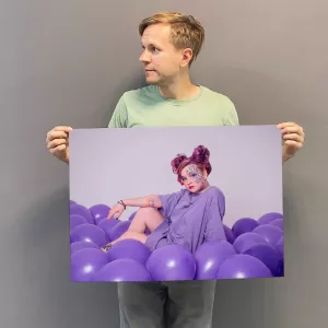Постер (плакат) с Алёной Швец в шарах и другими фото купить