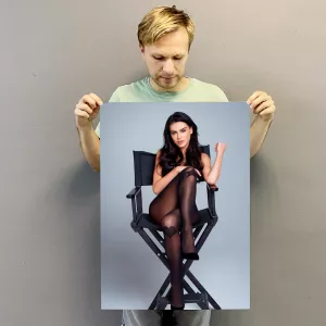 Купить постер (плакат) с Еленой Темниковой фото на выбор