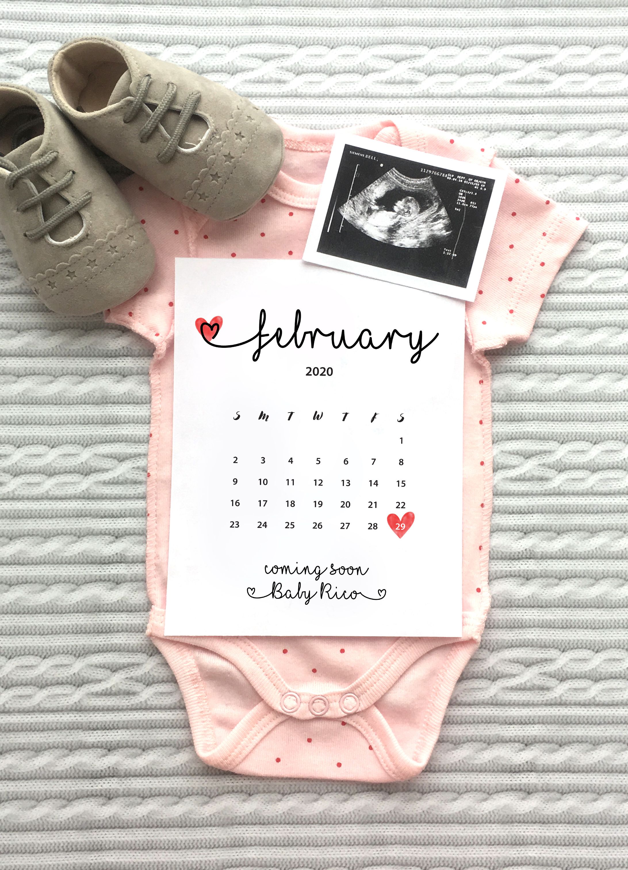 Страница календаря с отметкой о рождении ребенка