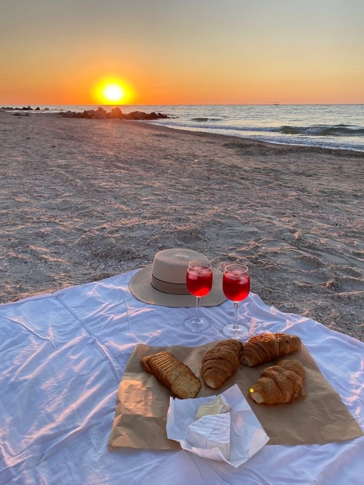 пикник на пляже эстетичное фото